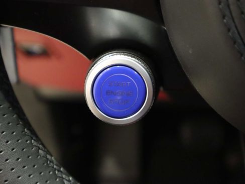 New 2025 Maserati Grecale Modena image 28