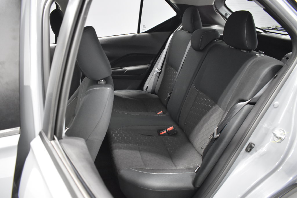 Certified 2023 Nissan Kicks SV FWD image 29