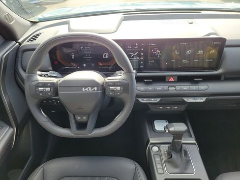 New 2027 Kia Seltos X-Line S w/ X-Line S Premium Package AWD/4WD image 17