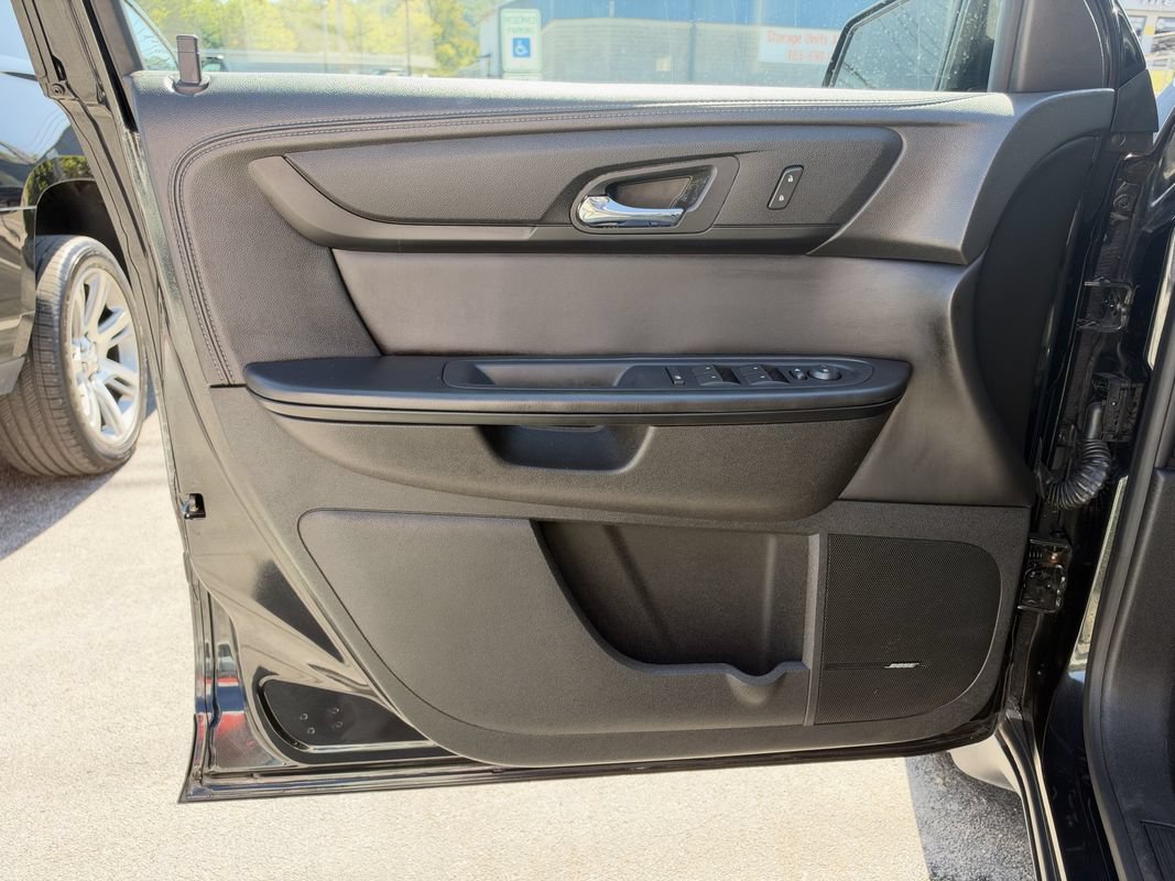 Used 2015 Chevrolet Traverse LT FWD image 26