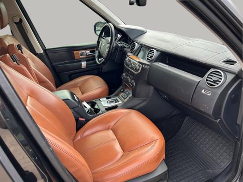 Used 2016 Land Rover LR4 HSE LUX image 27