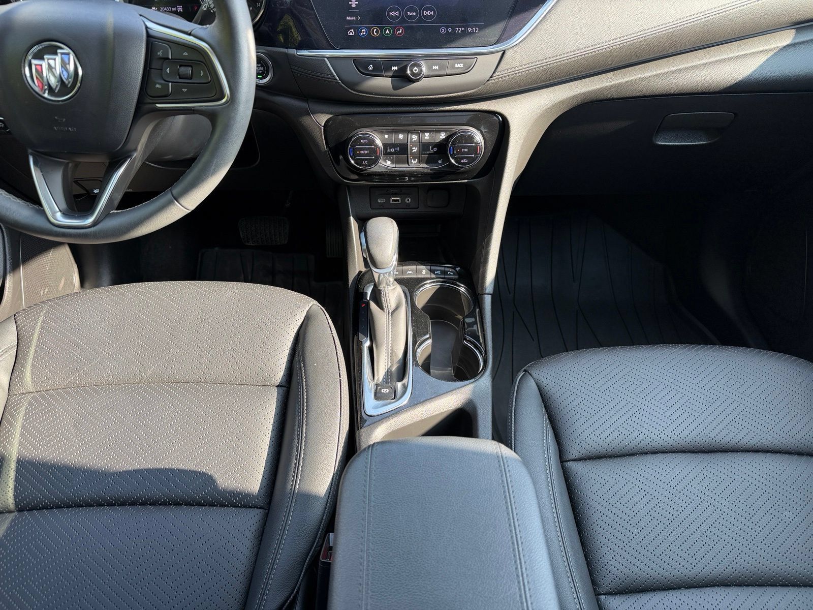 Used 2022 Buick Encore GX Essence w/ Advanced Technology Package AWD/4WD image 19