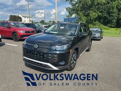 New 2025 Volkswagen Tiguan S
