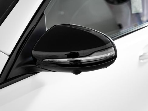 New 2026 Mercedes-Benz GLB 35 AMG AMG 35 4MATIC image 25