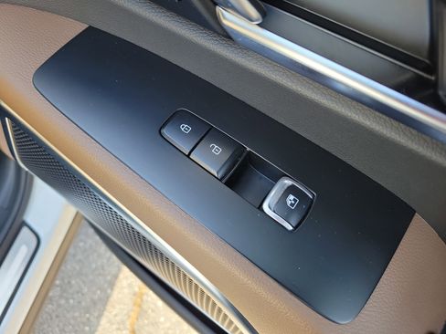 Certified 2021 Kia Telluride SX w/ SX Prestige Package AWD/4WD image 11