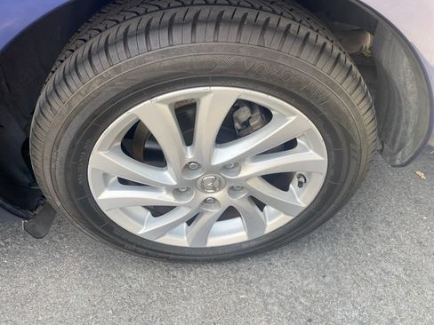 Used 2012 MAZDA MAZDA3 i Touring FWD image 6