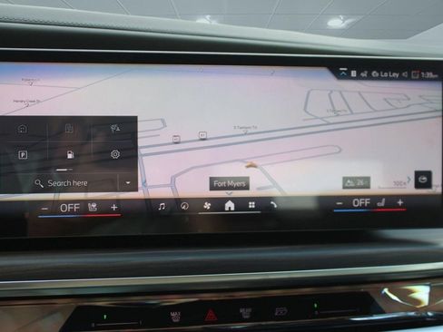 New 2026 BMW 750e xDrive AWD/4WD image 24