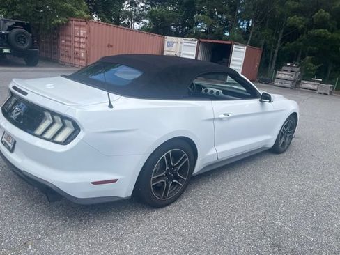 Used 2021 Ford Mustang Premium RWD image 11