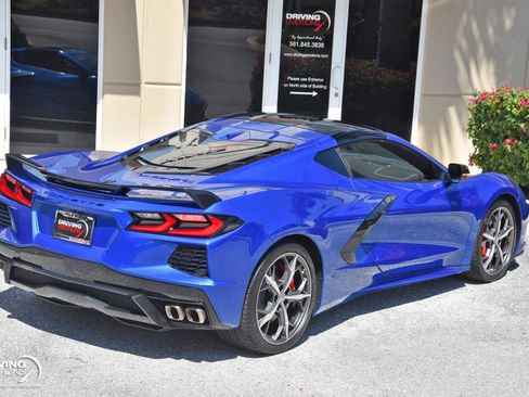 Used 2020 Chevrolet Corvette Stingray Premium Cpe w/ 3LT Preferred Equipment Group RWD image 37