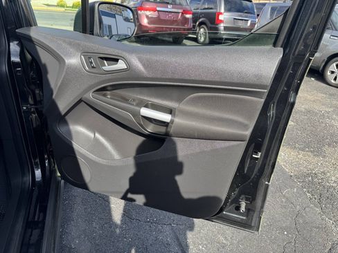 Used 2015 Ford Transit Connect XLT FWD image 12