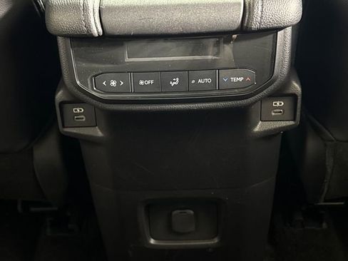 Used 2024 Toyota Grand Highlander AWD image 26