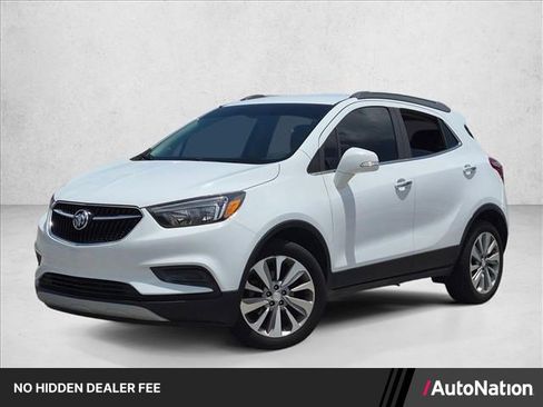 Used 2019 Buick Encore Preferred FWD image 1