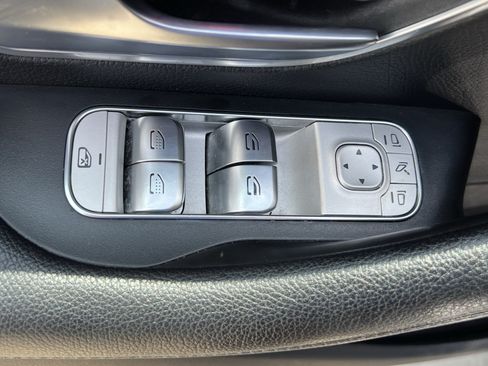 Certified 2022 Mercedes-Benz GLS 450 4MATIC image 15