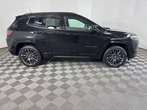 Used 2022 Jeep Compass High Altitude AWD/4WD image 13