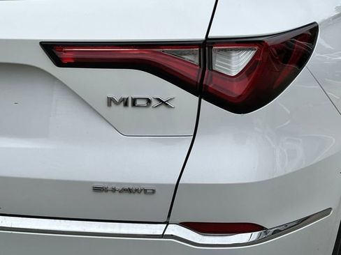 Certified 2023 Acura MDX SH-AWD w/ Technology Package image 8