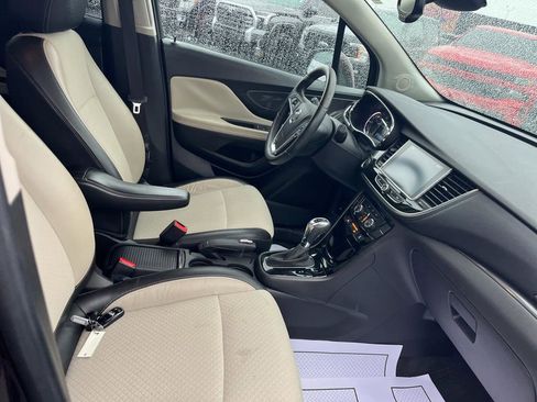 Used 2017 Buick Encore Preferred image 24