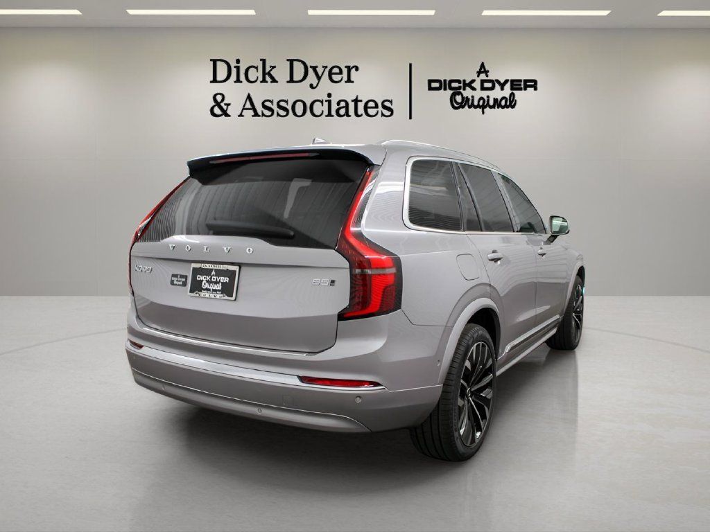 Certified 2026 Volvo XC90 B5 Plus w/ Protection Package Premier AWD/4WD image 3