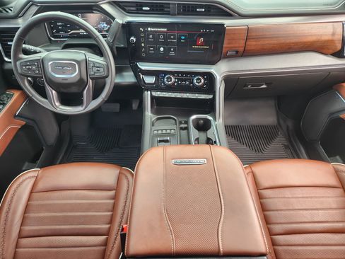 Used 2025 GMC Sierra 2500 Denali Ultimate w/ Max Trailering Package AWD/4WD image 26