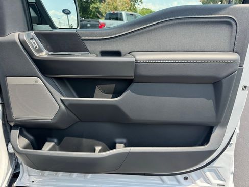 New 2025 Ford F150 Lariat w/ Equipment Group 501A Mid image 28