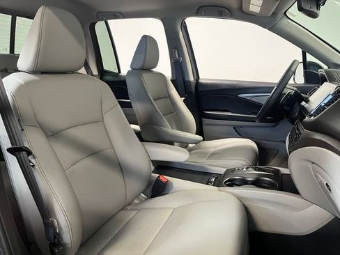 Used 2023 Honda Ridgeline RTL image 10