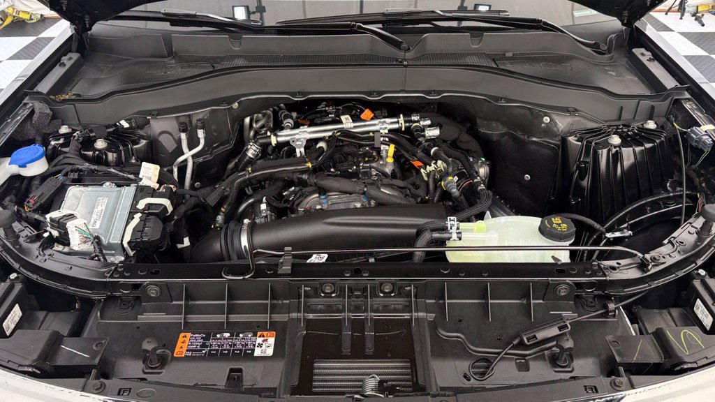 New 2026 Ford Explorer Active AWD/4WD image 10
