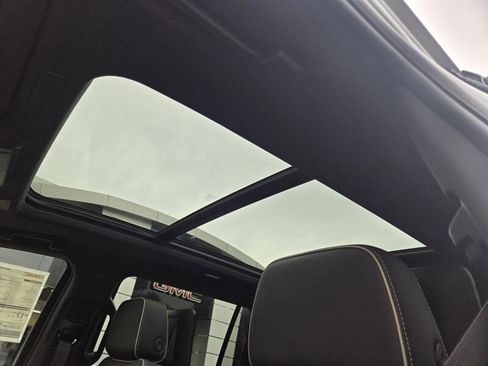 New 2026 GMC Yukon XL Elevation w/ Elevation Premium Package image 24