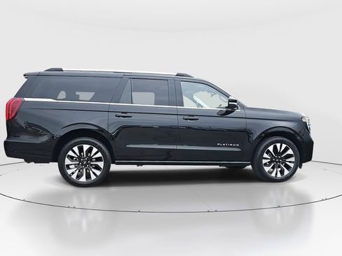 Used 2025 Ford Expedition Max Platinum w/ Driver's Package image 4
