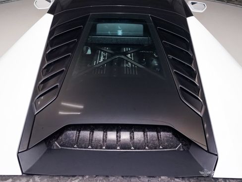 Used 2015 Lamborghini Huracan LP 610-4 AWD/4WD image 27