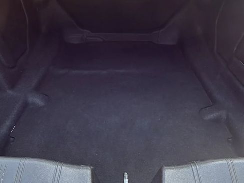 Used 2017 Chevrolet Camaro LT RWD image 27