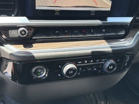 Certified 2022 Chevrolet Silverado 1500 LT RWD image 26