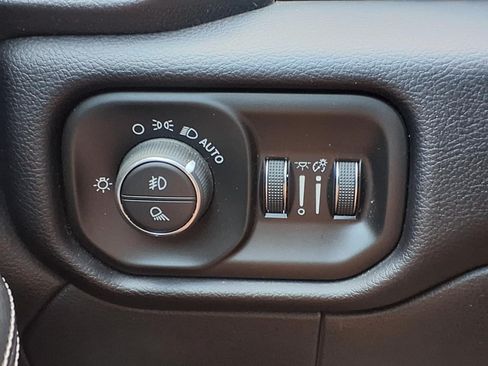 Used 2022 RAM 2500 Laramie AWD/4WD image 25