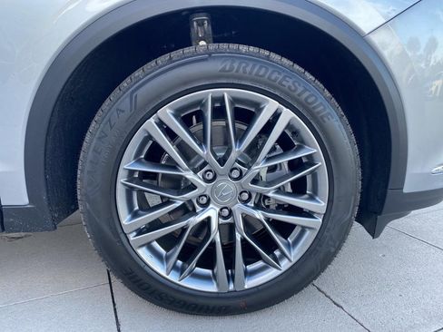Certified 2023 Acura MDX SH-AWD w/ Advance Package image 6