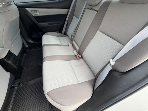Used 2018 Toyota Corolla LE FWD image 22
