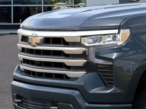 New 2026 Chevrolet Silverado 1500 High Country AWD/4WD image 13