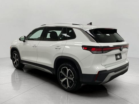 Certified 2026 Volkswagen Tiguan SE AWD/4WD image 7