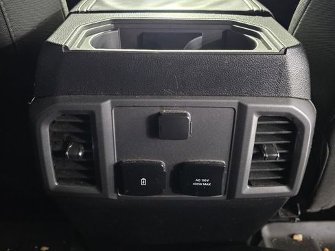 Used 2018 Ford F150 XLT image 12