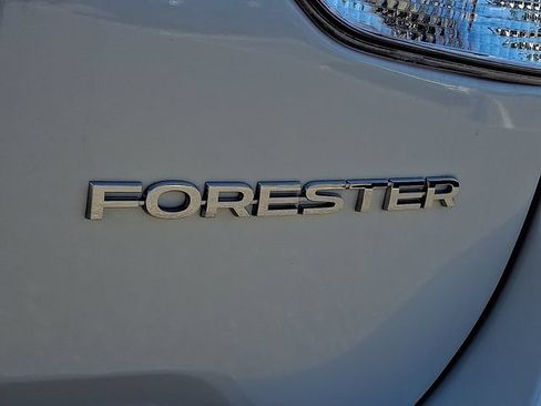 Used 2024 Subaru Forester Premium AWD/4WD image 35