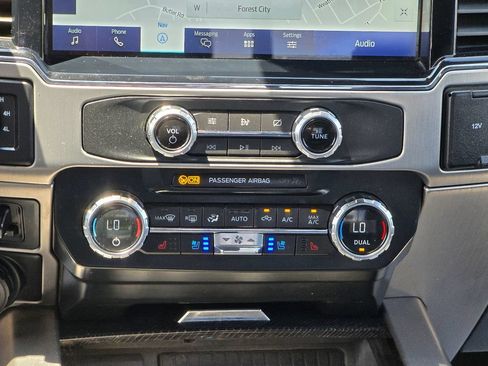 Used 2022 Ford F350 Platinum AWD/4WD image 19