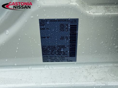 Used 2025 Nissan Altima 2.5 SV FWD image 38