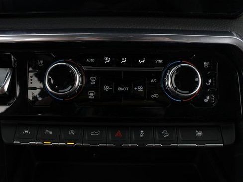 Used 2023 GMC Sierra 1500 Denali w/ Denali Reserve Package image 8