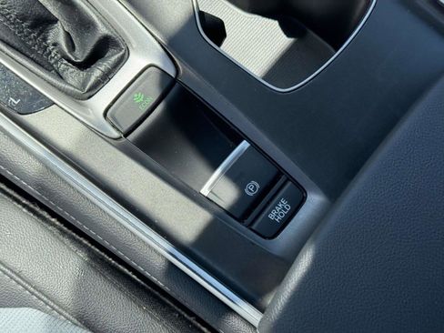 Used 2020 Honda Accord EX-L image 29