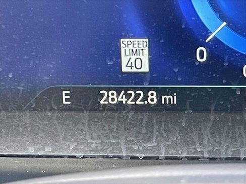 Used 2020 Ford Explorer Platinum w/ Premium Technology Package image 27