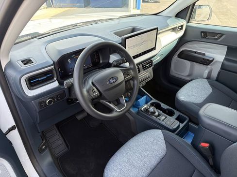 New 2026 Ford Maverick XLT FWD image 17