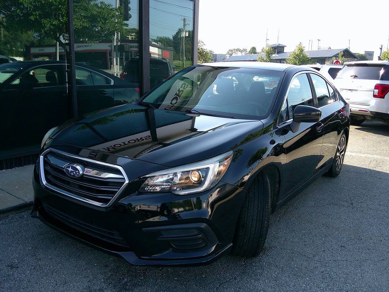 Used 2019 Subaru Legacy 2.5i Premium AWD/4WD image 2