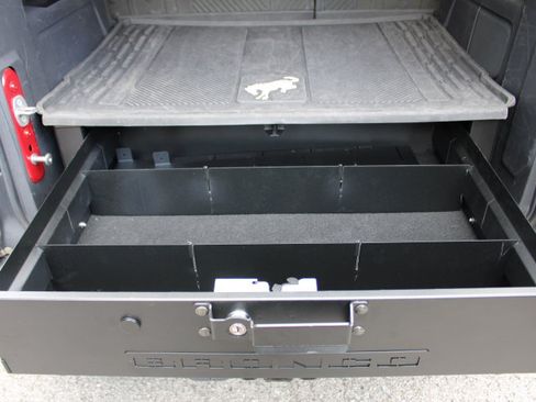 Used 2021 Ford Bronco Badlands image 27