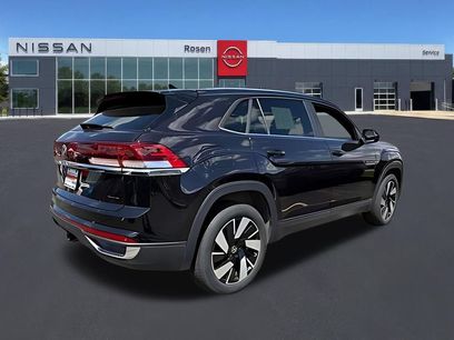 Used 2025 Volkswagen Atlas Cross Sport SE