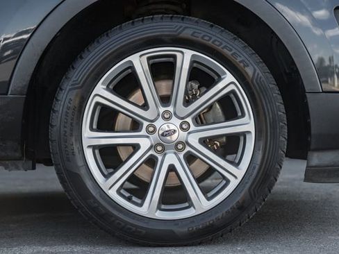 Used 2017 Ford Explorer Limited AWD/4WD image 26