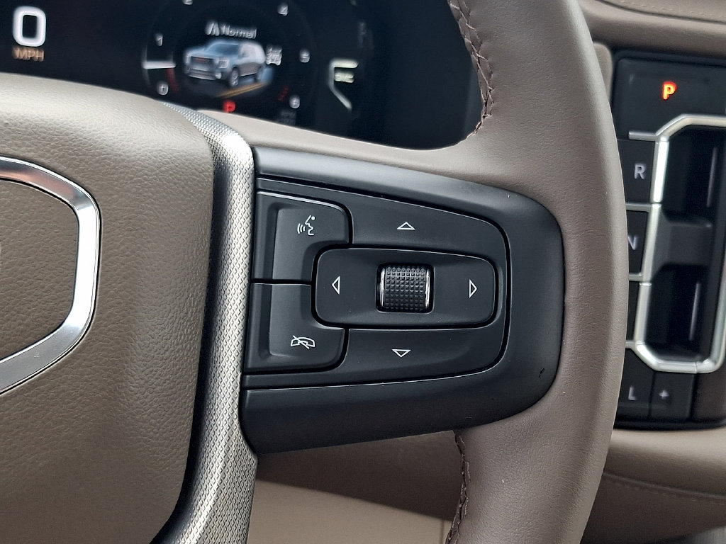 Used 2023 GMC Yukon Denali AWD/4WD image 25