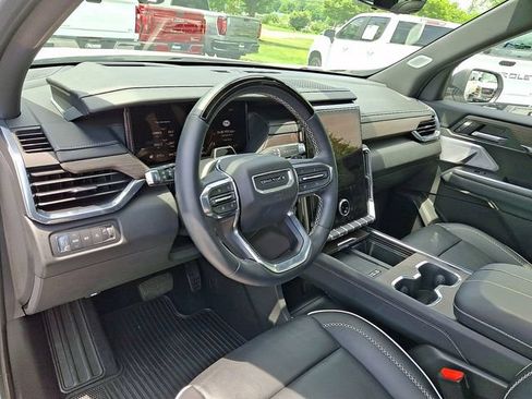 Certified 2025 GMC Acadia Denali w/ Super Cruise Package AWD/4WD image 10