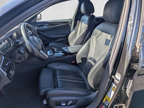 Used 2018 BMW 530e RWD image 15